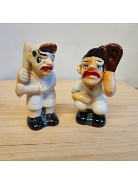 Vintage Ceramic 40s Baseball Players Salt and Pepper Shakers
